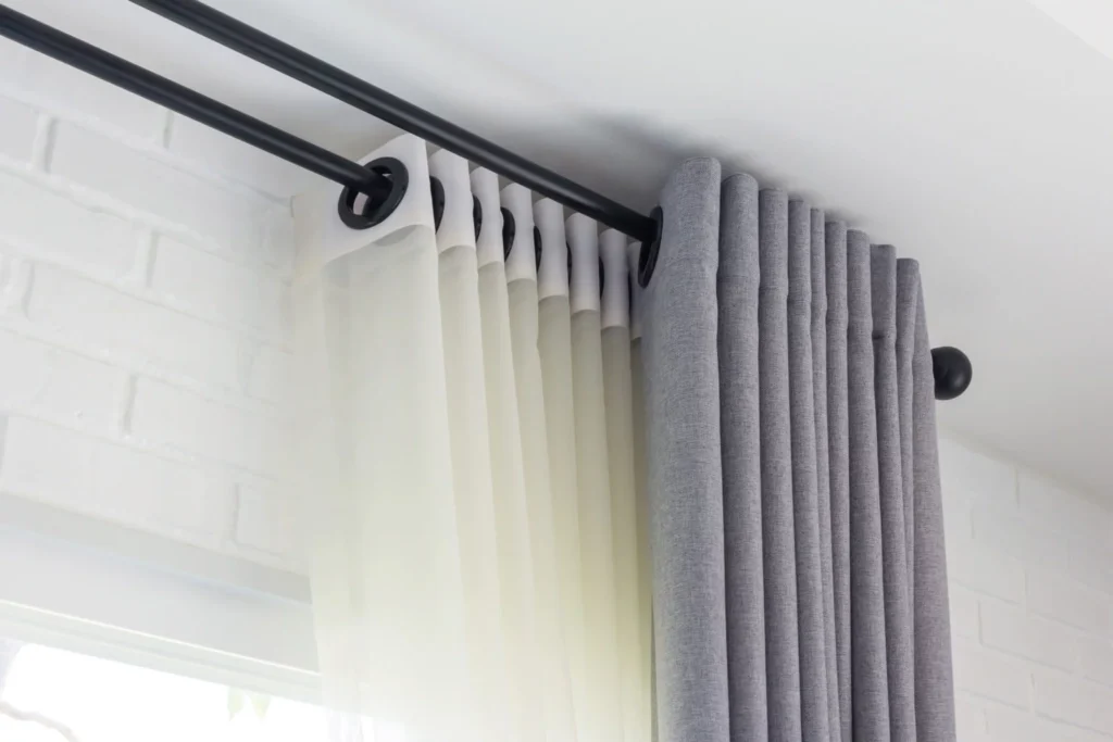 Grey curtain and accesories supplied in Roodepoort Grey curtain and accesories supplied in Roodepoort.